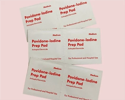 Dab tsi yog Cov Khoom Tseem Ceeb hauv Povidone-Iodine Prep Pad?
